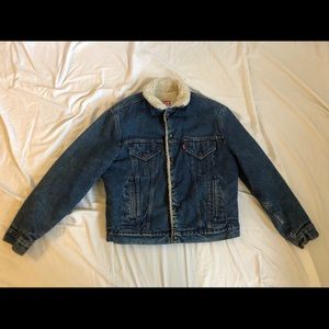 Vintage made in USA Levi’s denim sherpa jacket